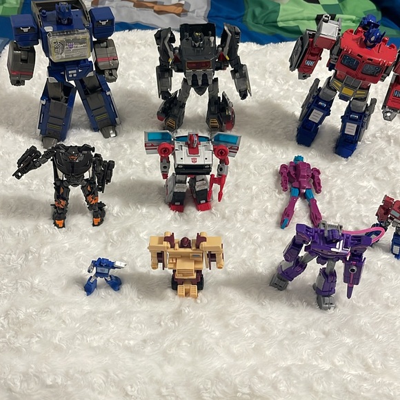 TRANSFORMERS ROBOTS LOT - Picture 7 of 12